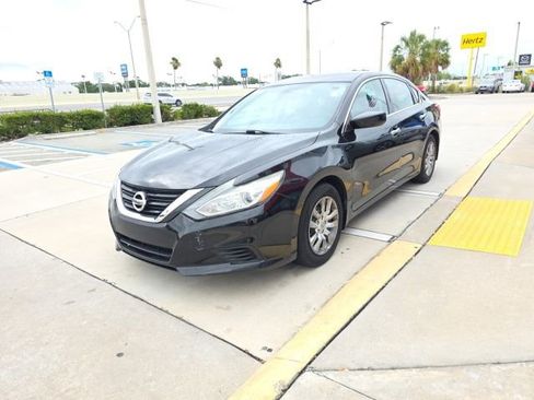 Used 2018 Nissan Altima 2.5 S w/ S Convenience Package FWD image 8