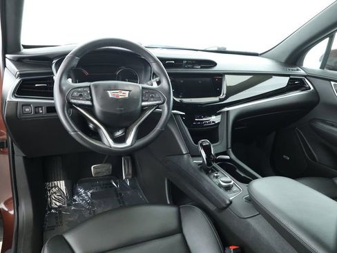 Used 2022 Cadillac XT6 Sport image 11