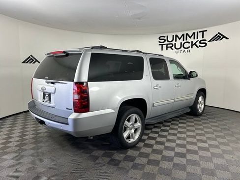 Used 2010 Chevrolet Suburban LT AWD/4WD image 3
