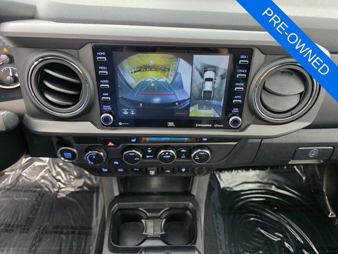 Used 2023 Toyota Tacoma TRD Off-Road w/ TRD Premium Off Road Package AWD/4WD image 23