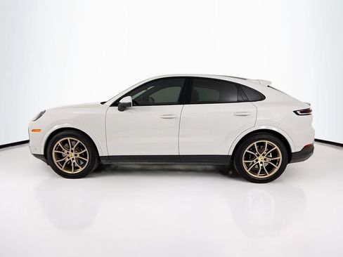 Certified 2024 Porsche Cayenne S AWD/4WD image 2