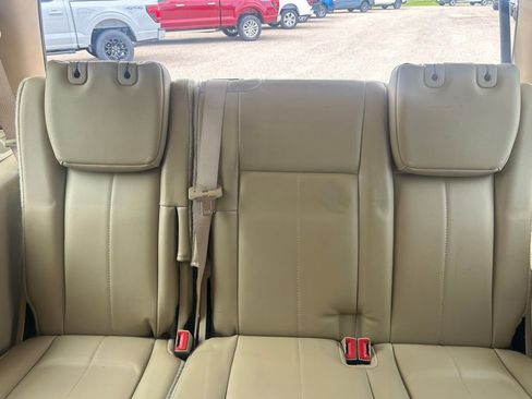 Used 2014 Ford Expedition XLT w/ Equipment Group 202A AWD/4WD image 12
