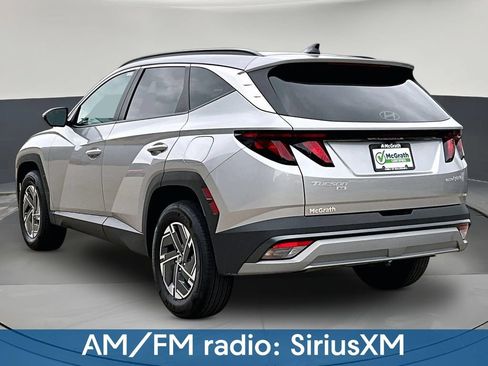 Used 2025 Hyundai Tucson Blue AWD/4WD image 5