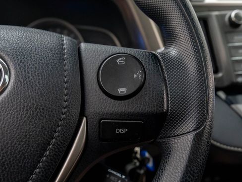 Used 2015 Toyota RAV4 XLE image 29