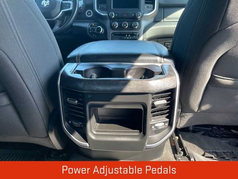 Used 2021 RAM 1500 Big Horn AWD/4WD image 25