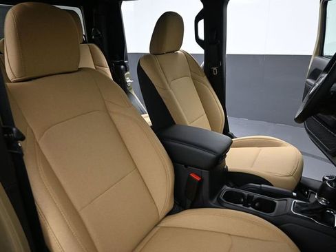 New 2026 Jeep Gladiator Willys AWD/4WD image 24