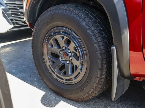 Used 2025 Nissan Frontier PRO-4X w/ Pro Premium Package AWD/4WD image 9