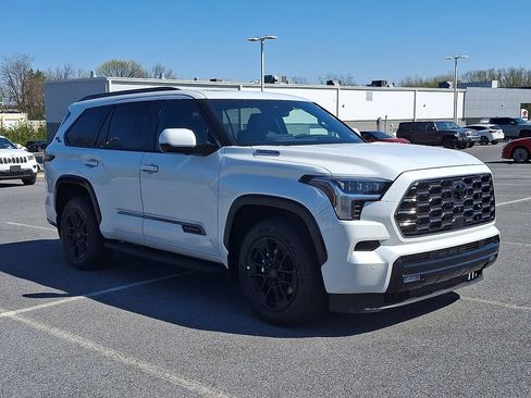 New 2026 Toyota Sequoia Platinum image 4