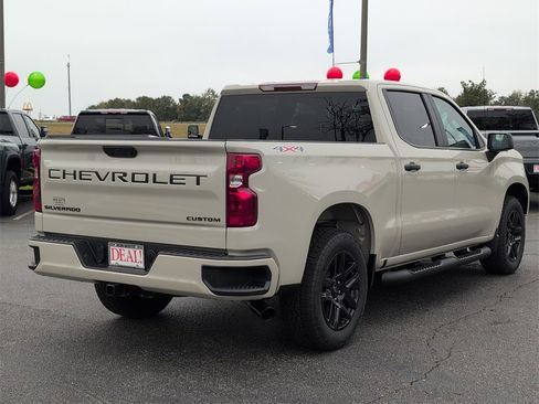 New 2026 Chevrolet Silverado 1500 Custom image 5