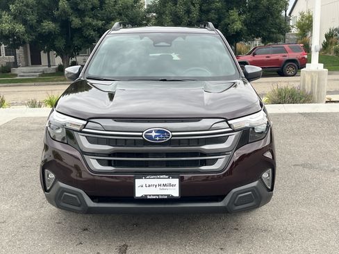 Used 2026 Subaru Forester Premium AWD/4WD image 9