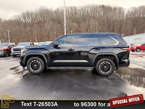 Used 2023 Toyota Sequoia SR5 w/ SR5 Premium Package image 8