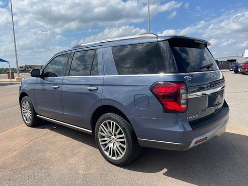 Used 2022 Ford Expedition Limited AWD/4WD image 4