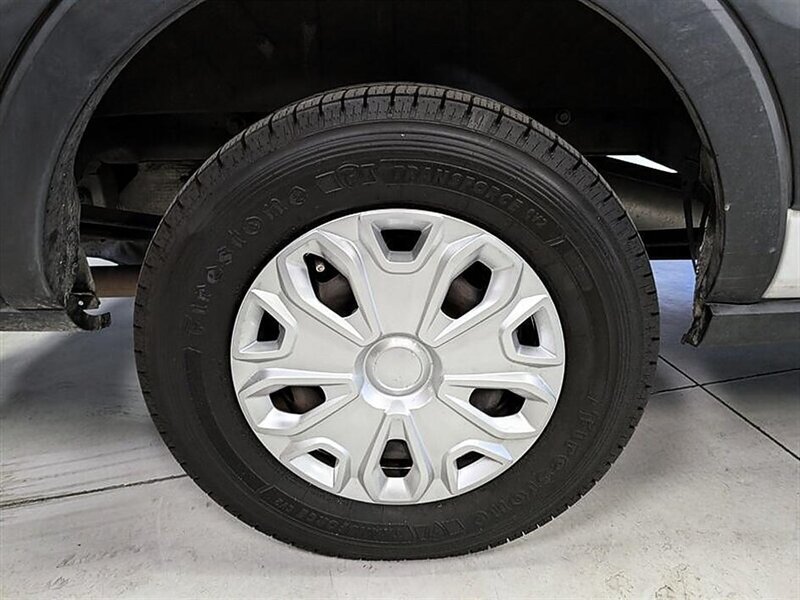 Used 2019 Ford Transit 350 XLT RWD image 13
