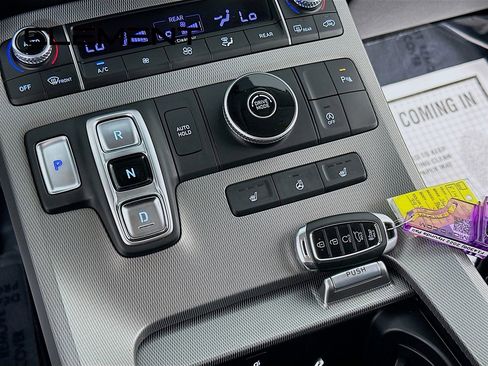Used 2022 Hyundai Palisade SEL w/ 8P Bench Seat Package FWD image 24