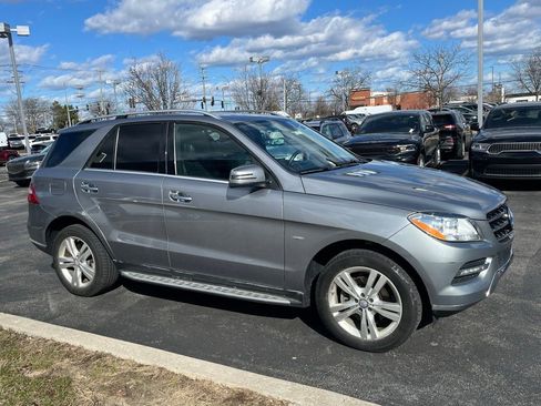 Used 2012 Mercedes-Benz ML 350 4MATIC image 3