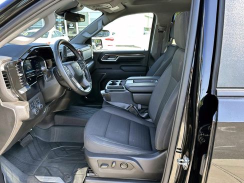 Used 2023 Chevrolet Silverado 1500 LT w/ Protection Package AWD/4WD image 11