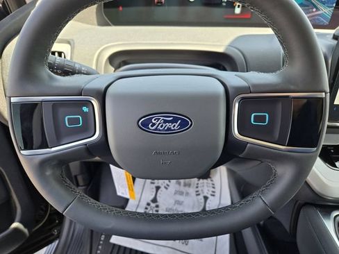New 2026 Ford Expedition Active AWD/4WD image 15