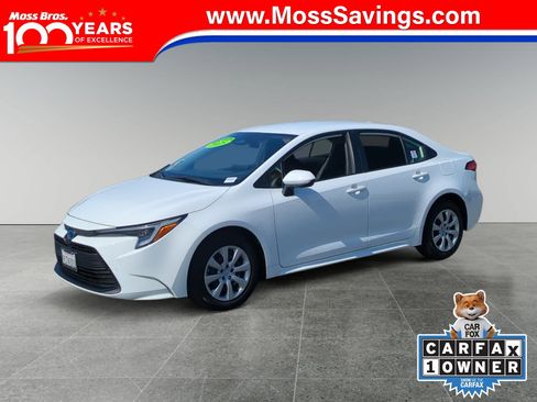 Used 2025 Toyota Corolla LE image 1