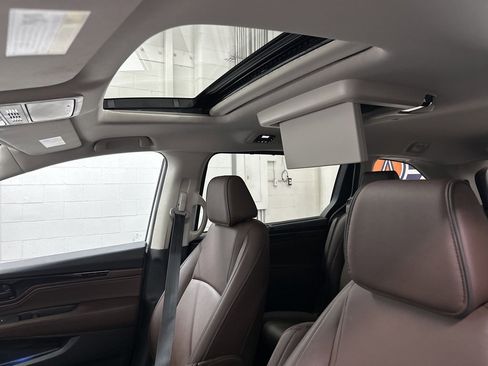 Used 2025 Honda Odyssey Touring image 36