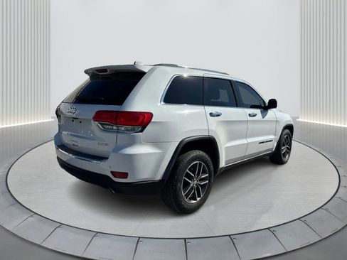 Used 2018 Jeep Grand Cherokee Limited image 6