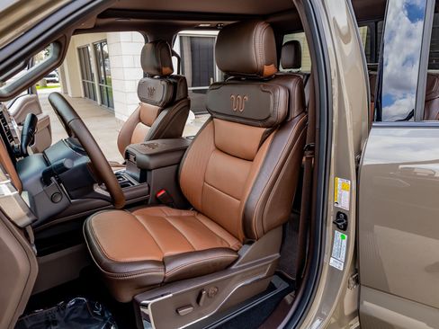 Used 2026 Ford F250 King Ranch w/ Chrome Package image 31