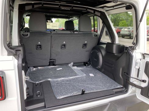 New 2026 Jeep Wrangler Unlimited Sport AWD/4WD image 5