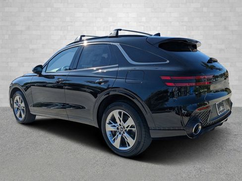 Used 2024 Genesis GV70 3.5T Sport image 4