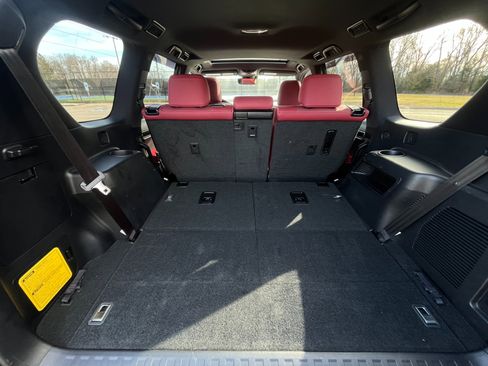 Used 2023 Lexus GX 460 Premium w/ Premium Package AWD/4WD image 30