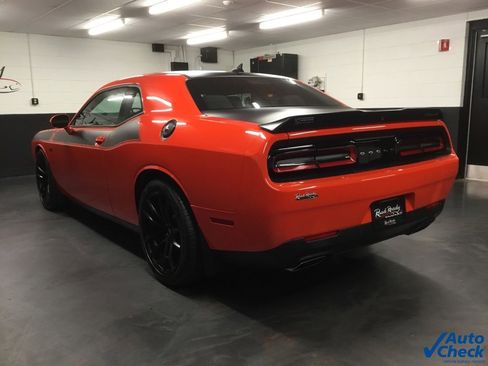 Used 2021 Dodge Challenger R/T Scat Pack w/ T/A Package image 8