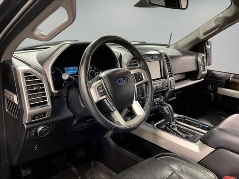 Used 2016 Ford F150 Lariat w/ Equipment Group 502A Luxury AWD/4WD image 19