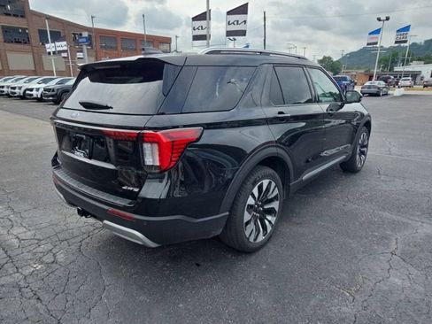 Used 2026 Ford Explorer Platinum w/ LUX Leather Package AWD/4WD image 7