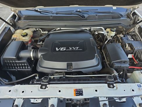 Used 2015 Chevrolet Colorado Z71 AWD/4WD image 27