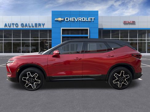 Certified 2023 Chevrolet Blazer RS w/ Driver Confidence II Package image 9