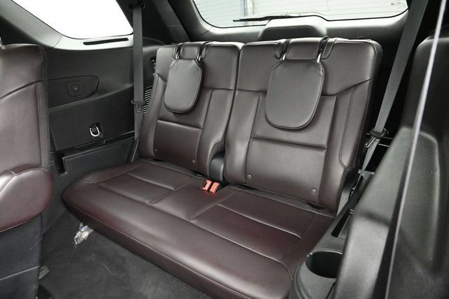 Certified 2025 Ford Explorer Platinum w/ LUX Leather Package AWD/4WD image 31