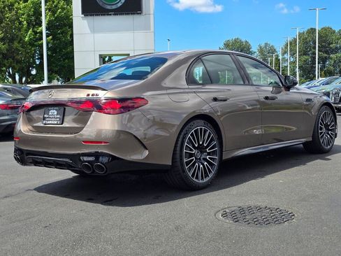 New 2026 Mercedes-Benz E 53 AMG e 4MATIC Sedan image 6