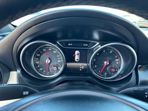 Used 2018 Mercedes-Benz CLA 250 image 10