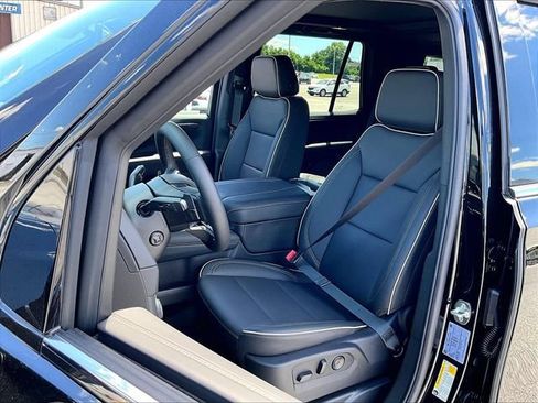 New 2026 Chevrolet Tahoe Premier w/ Sun And Tow Package AWD/4WD image 10