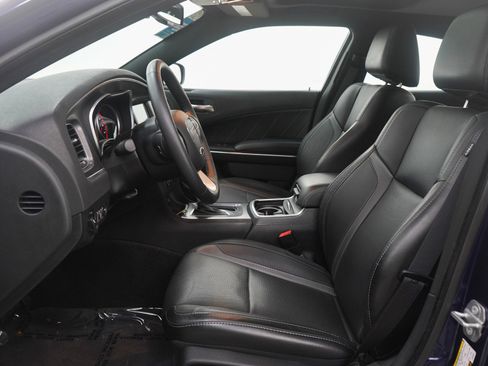 Used 2016 Dodge Charger SXT w/ AWD Plus Group image 16