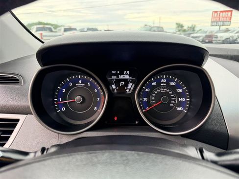 Used 2013 Hyundai Elantra Limited FWD image 28