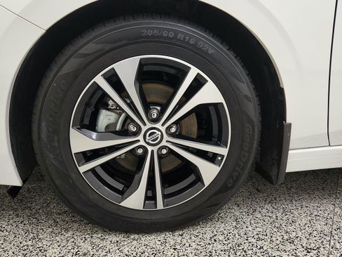 Used 2022 Nissan Sentra SV FWD image 30