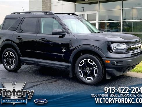 Used 2024 Ford Bronco Sport Outer Banks AWD/4WD image 1