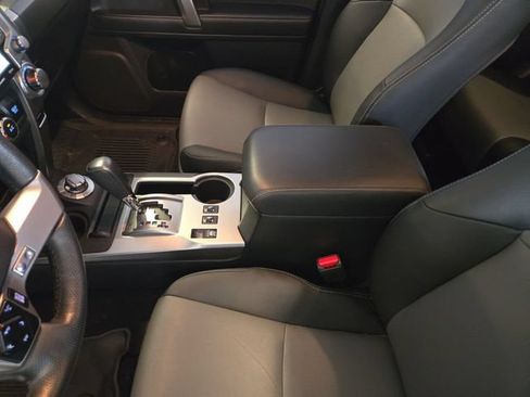 Used 2023 Toyota 4Runner SR5 Premium w/ Moonroof Package AWD/4WD image 21
