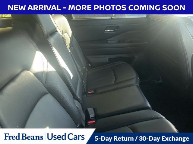 Certified 2024 Nissan Pathfinder SL w/ Black Appearance Package AWD/4WD image 8