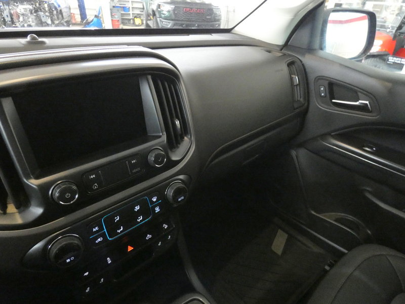 Used 2022 GMC Canyon AT4 AWD/4WD image 11