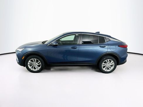 Used 2025 Buick Envista Preferred w/ Advanced Safety Package FWD image 4