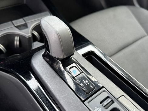 Used 2024 Toyota Prius Limited image 13