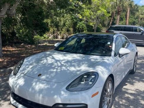 Used 2023 Porsche Panamera 4 w/ Premium Package AWD/4WD image 1