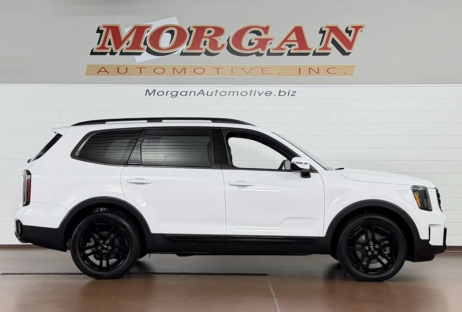 Used 2024 Kia Telluride SX Prestige X-Line AWD/4WD image 2