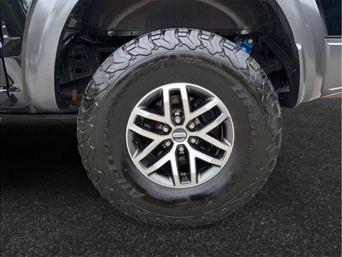 Used 2018 Ford F150 Raptor w/ Equipment Group 802A Luxury AWD/4WD image 16