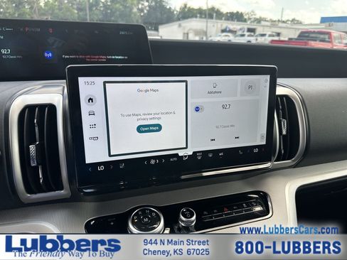 Used 2025 Ford Expedition Active AWD/4WD image 16